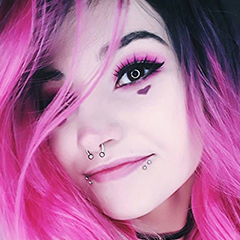 Анна Алексеева