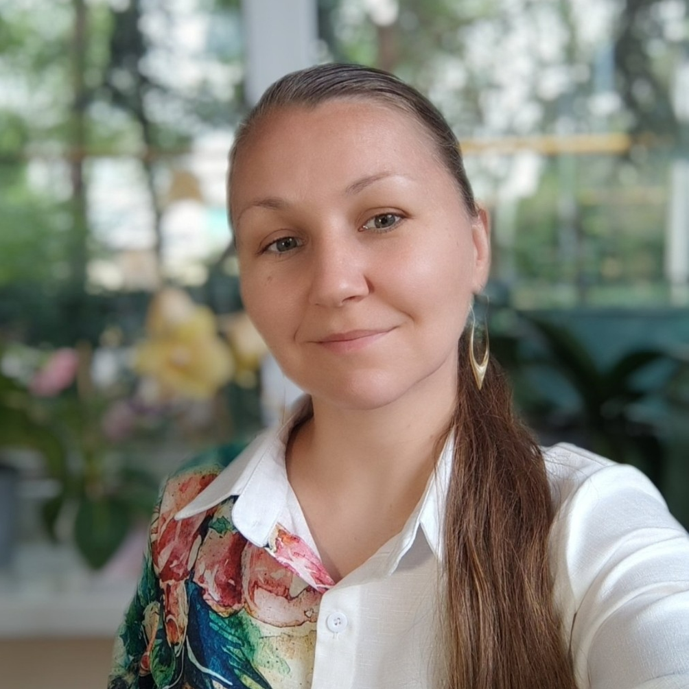 Нина Александрова