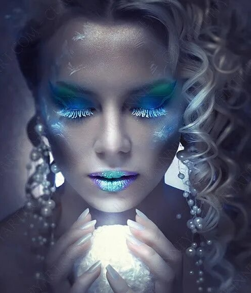 Гелла Холод